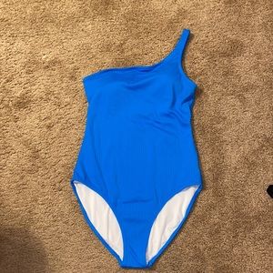 Old Navy one shoulder swimsuit one peice